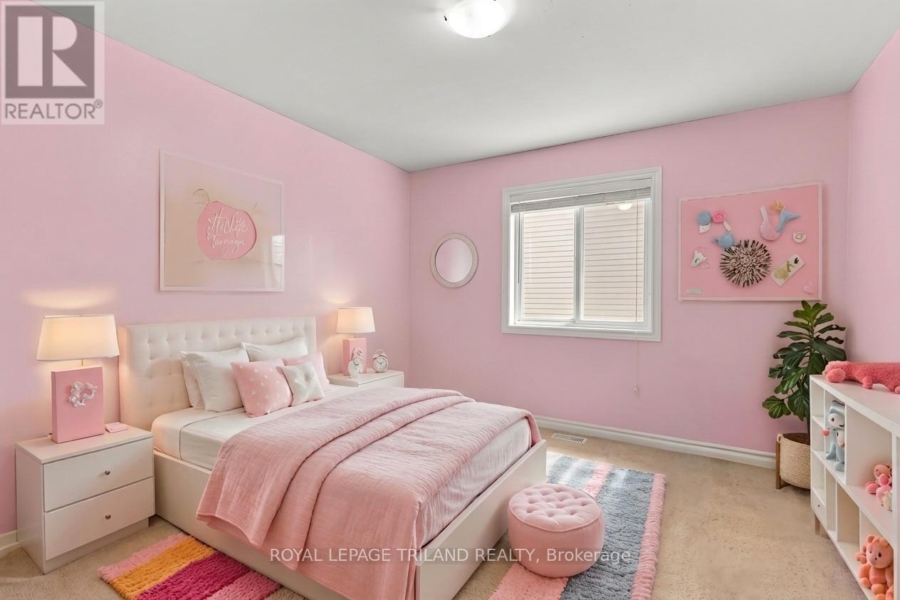 1536 GREEN GABLES ROAD - 26