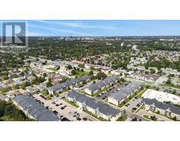 210 - 737 Deveron Crescent, London South, ON N5Z4X9 Photo 7