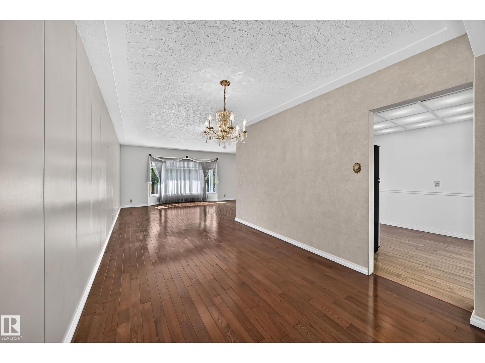 8816 131A AV NW - 22