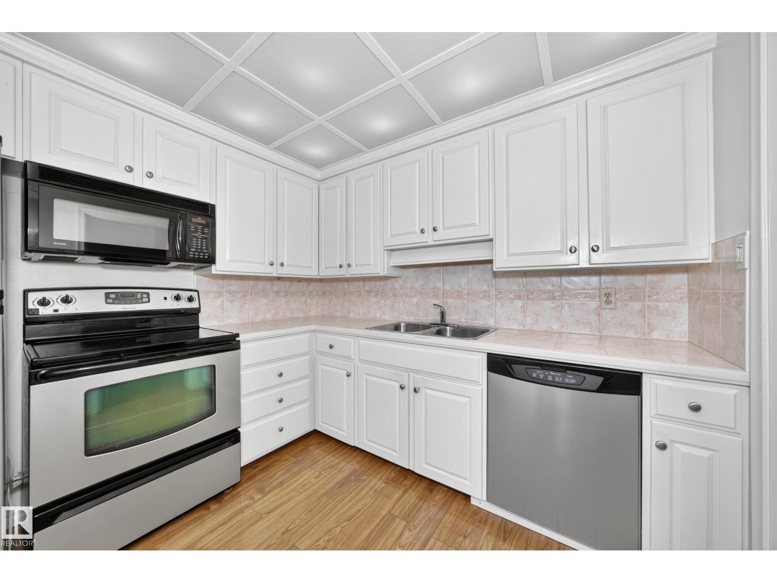 8816 131A AV NW - Image 8