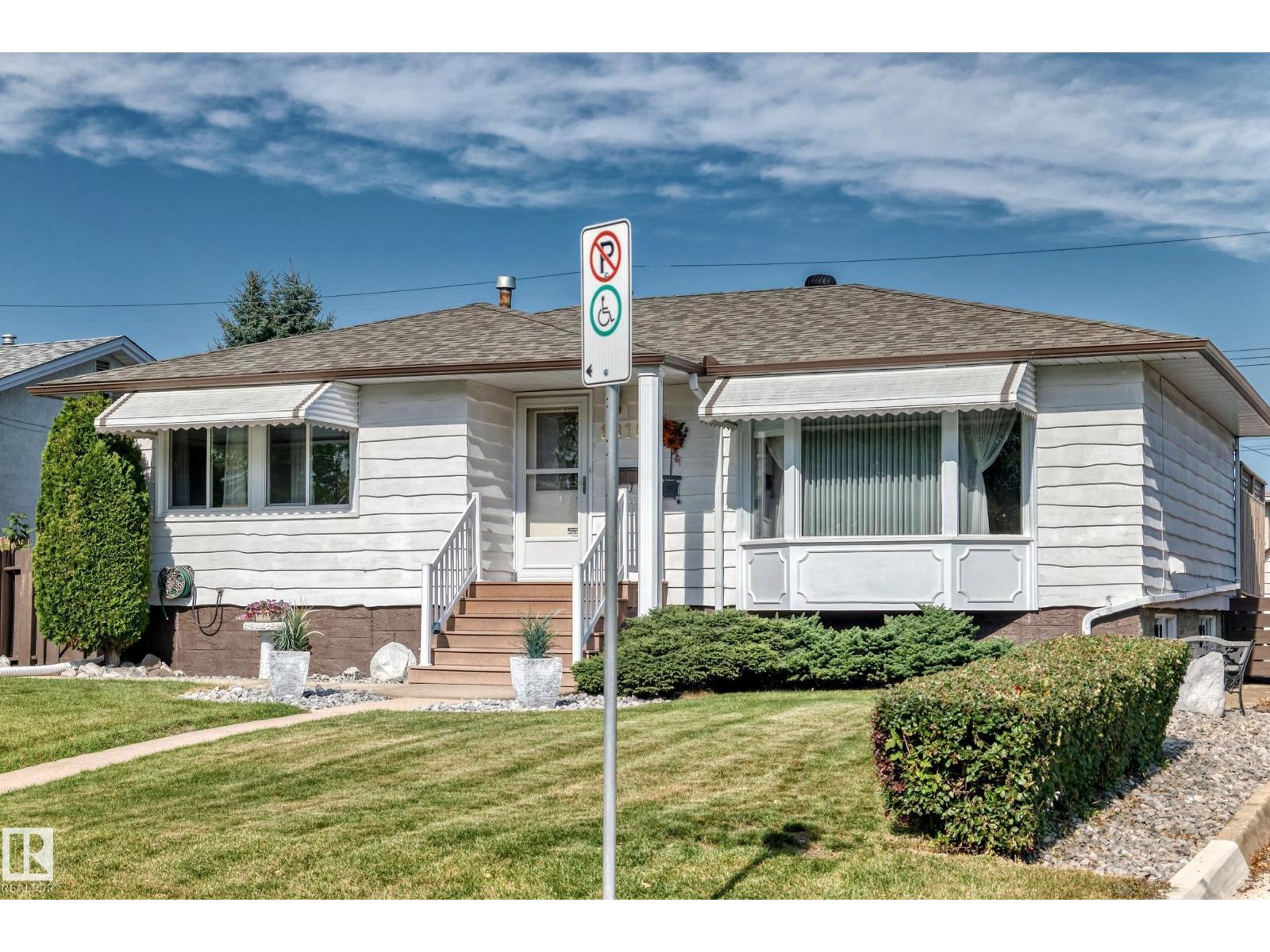 8816 131A AV NW - Image 3