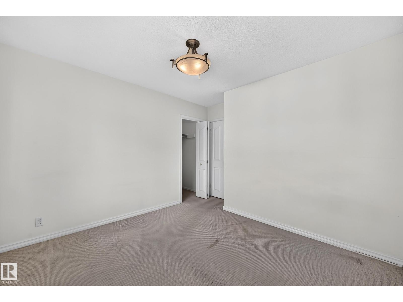 8816 131A AV NW - 28