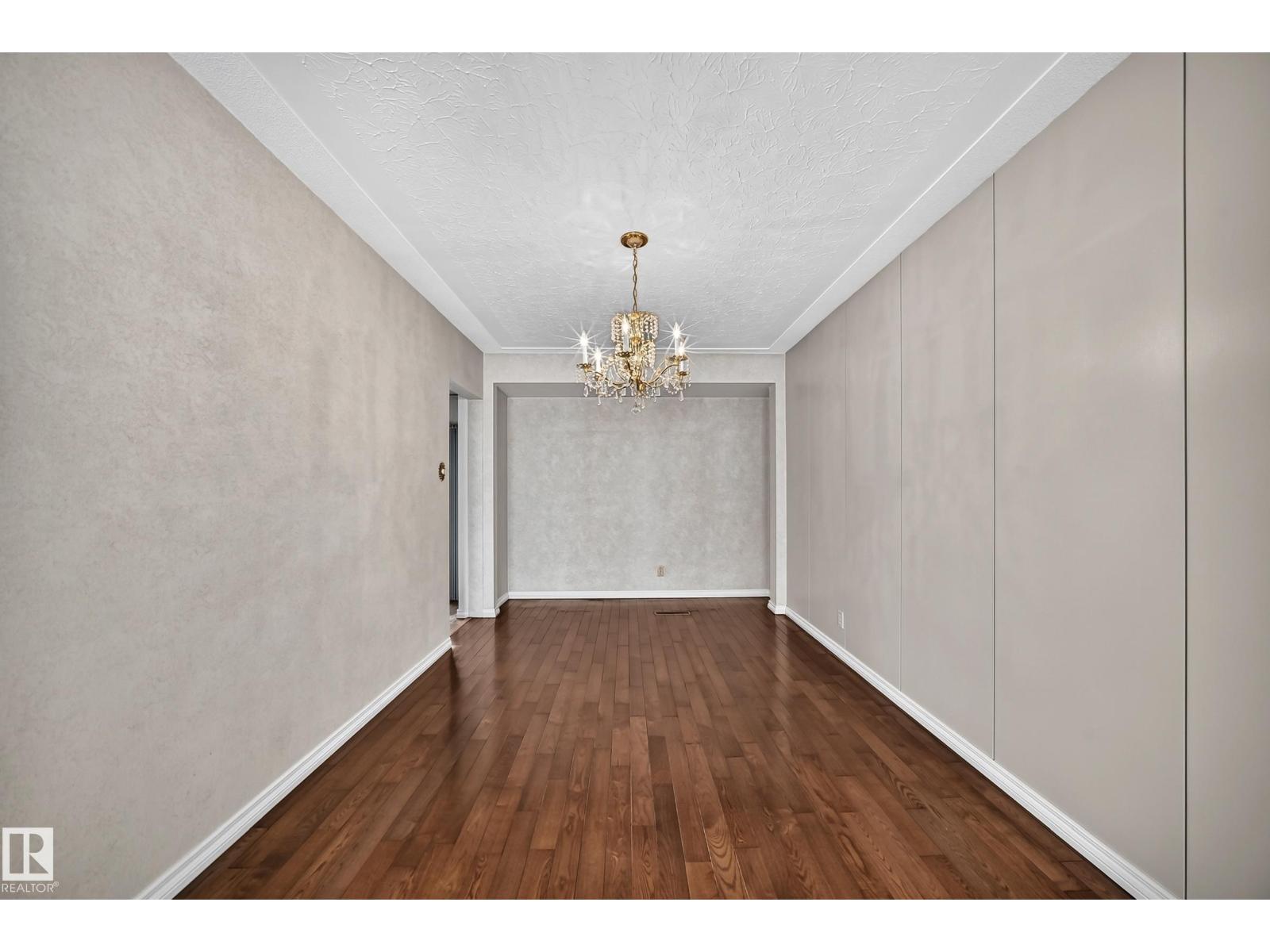 8816 131A AV NW - Image 18