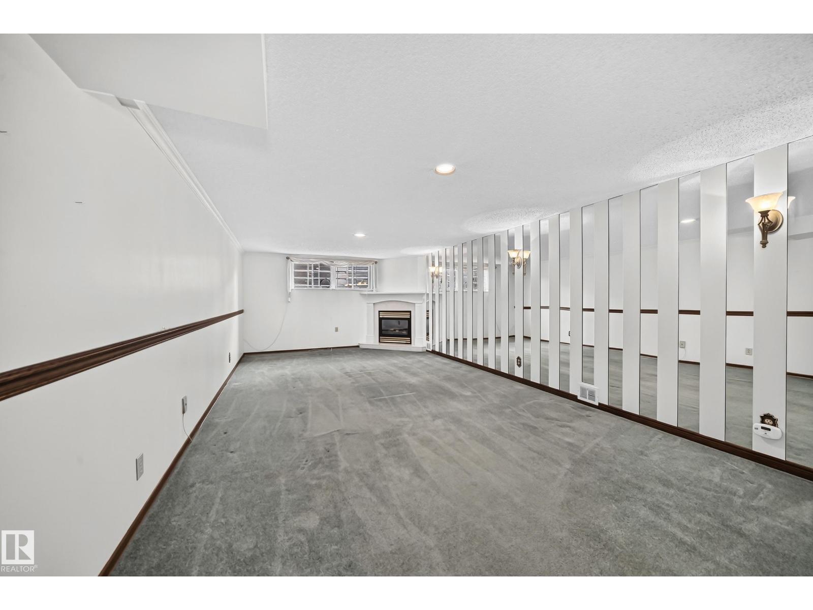 8816 131A AV NW - Image 33