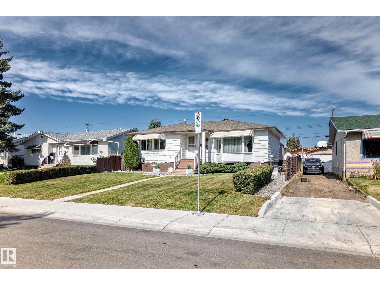 8816 131A AV NW - 71