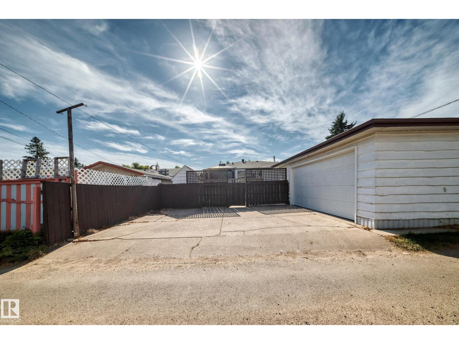 8816 131A AV NW - Image 56