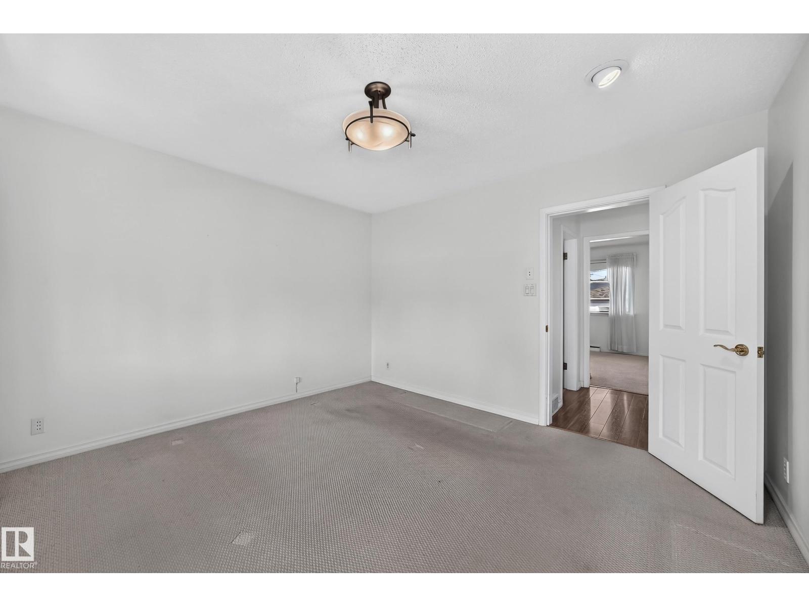 8816 131A AV NW - Image 26