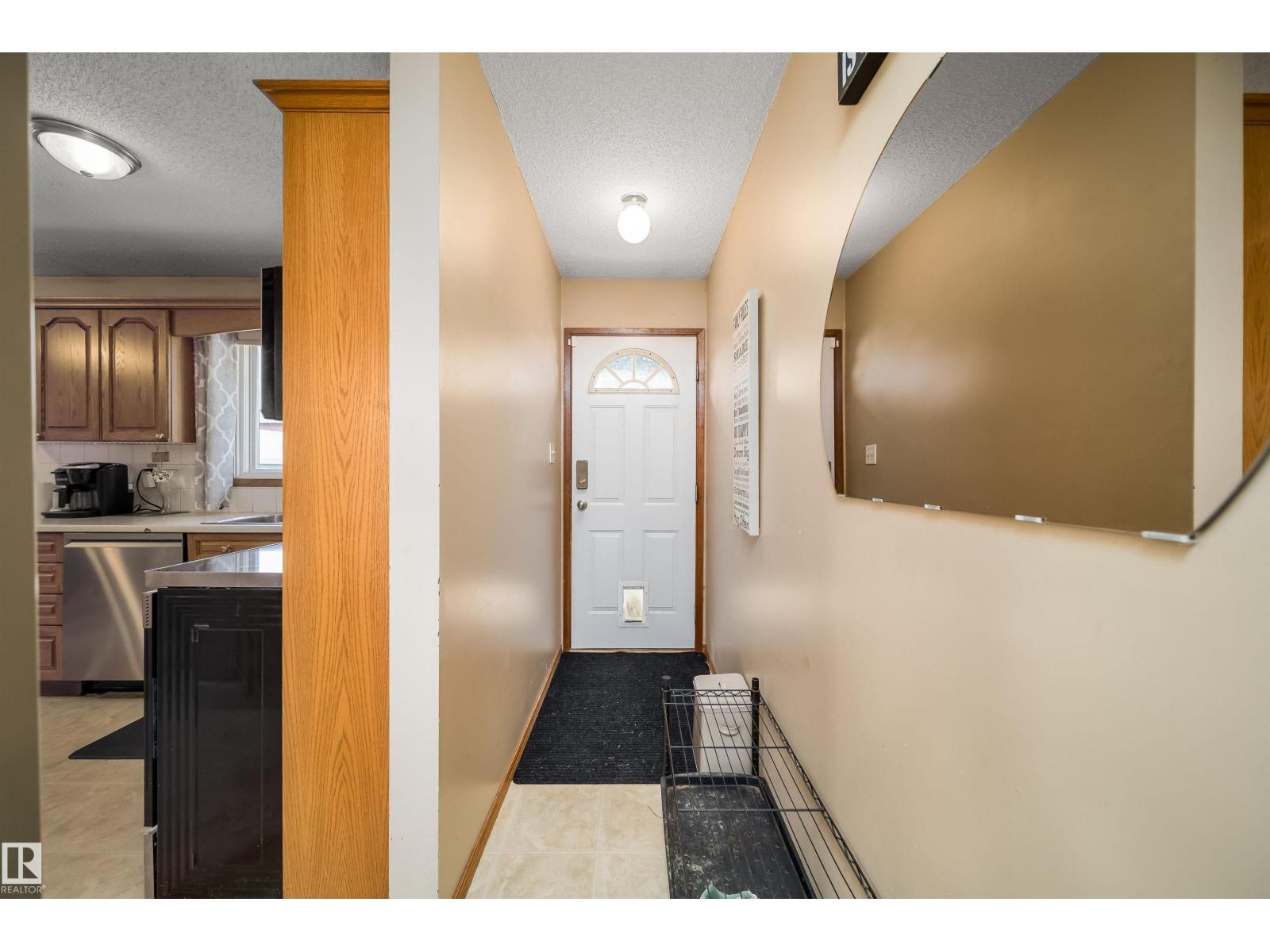 4104 44 ST - 14