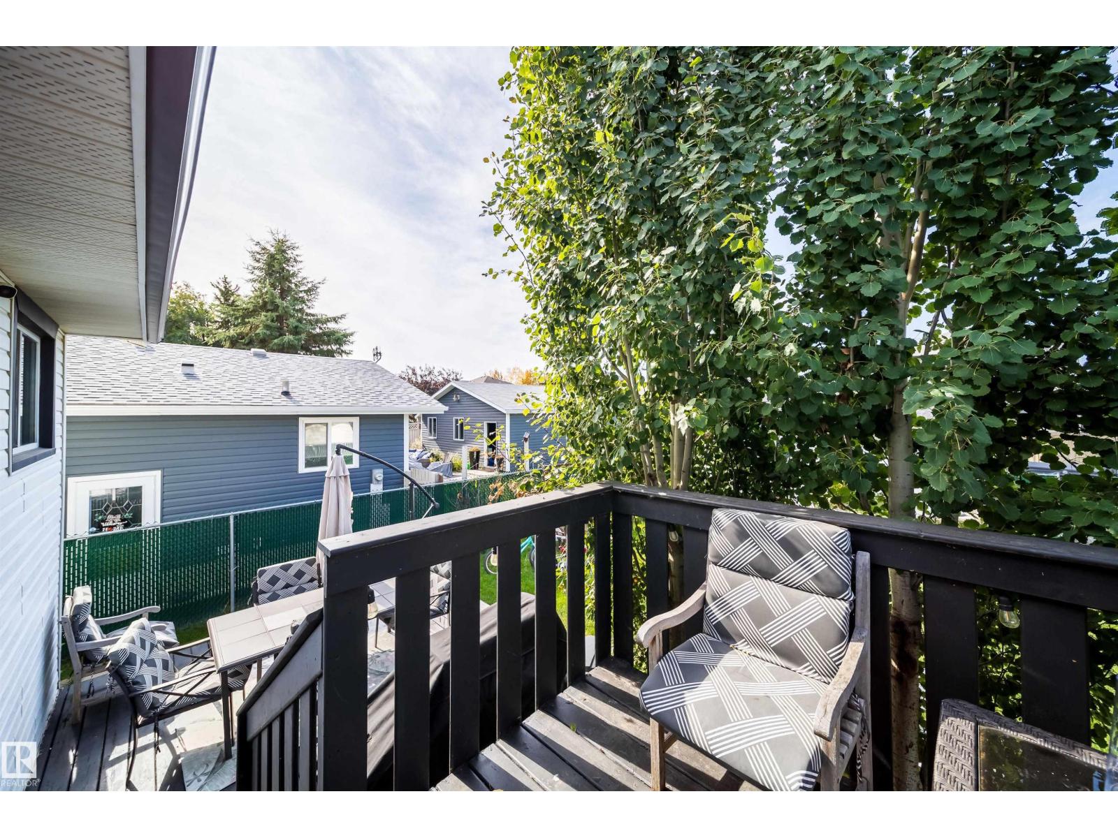 4104 44 ST - 31