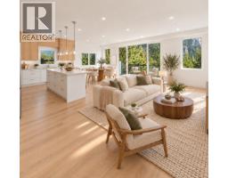 2 2098 Crumpit Woods Drive, Squamish, BC V8B0T6 Photo 8
