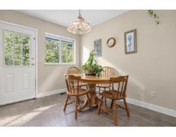 14287 73a Avenue, Surrey, BC V3W2R9 Photo 10