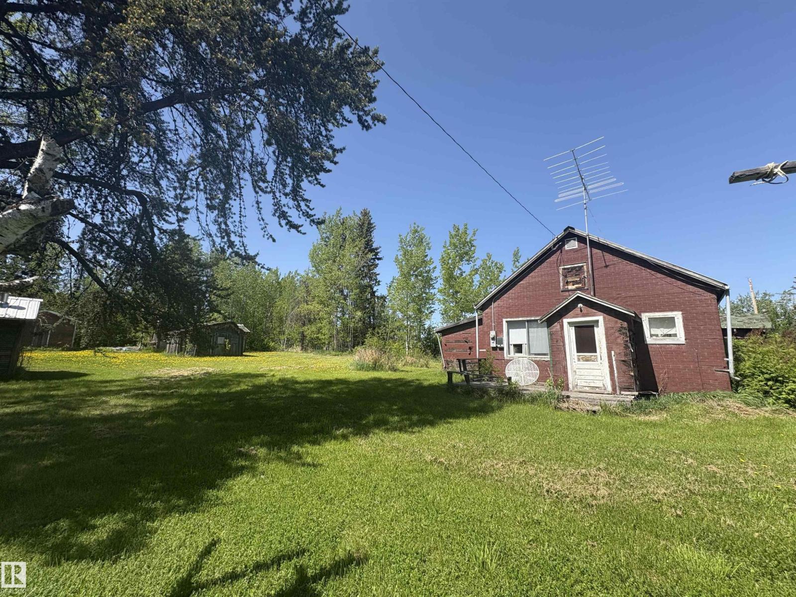 Property for sale at 11403 Twp Rd 640