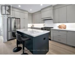 91 Summer View Avenue, Collingwood, ON L9Y3Z1 Photo 8