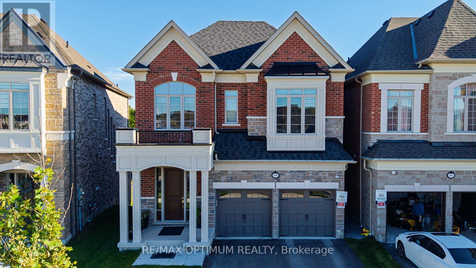 88 PHEASANT RIDGE DRIVE, Whitby