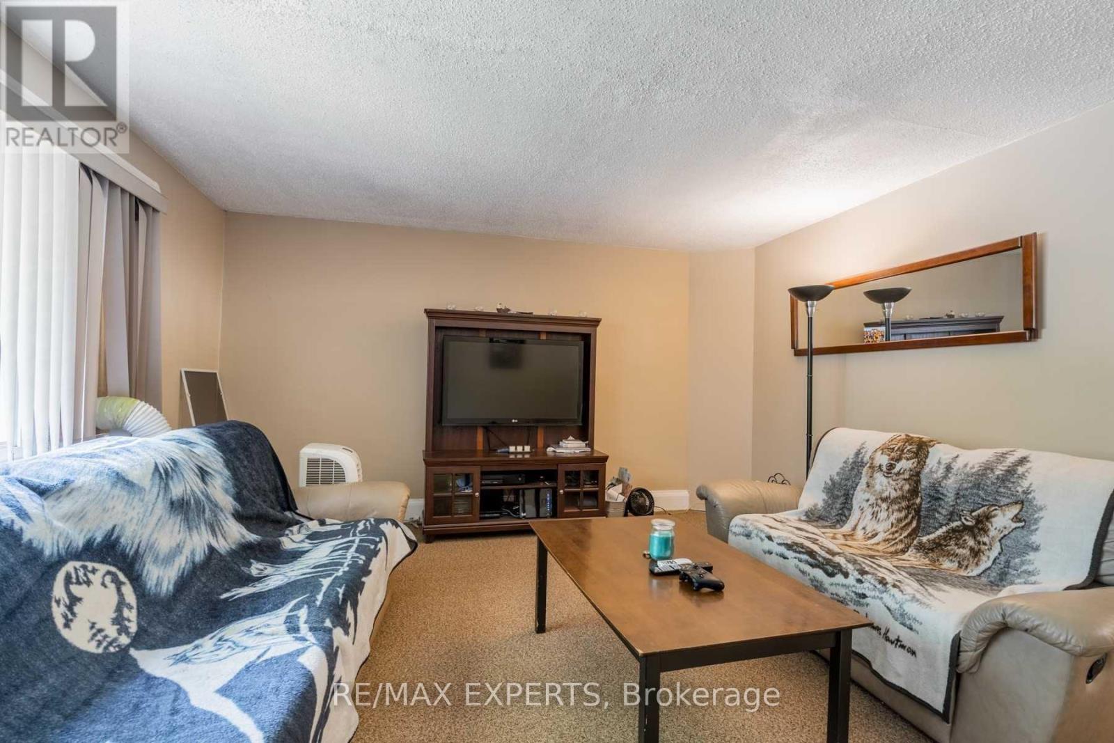 393 KING STREET E, Oshawa (Central) — photo 7