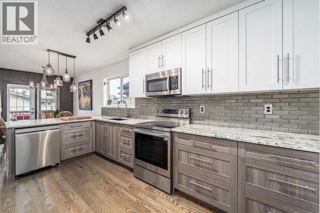 139 Country Hills Way NW - photo 5
