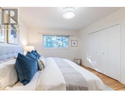 33 Roanoke Road, Toronto, ON M3A1G1 Photo 13
