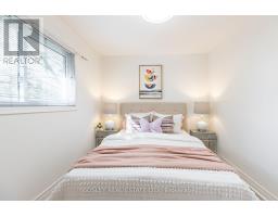 33 Roanoke Road, Toronto, ON M3A1G1 Photo 15