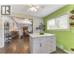 Family room - 650 Ford Road, Kelowna, BC V1X3E1 Photo 7