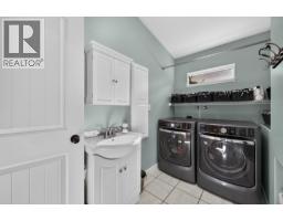 784 Rosewood Crescent, Kamloops, BC V2H1S4 Photo 23