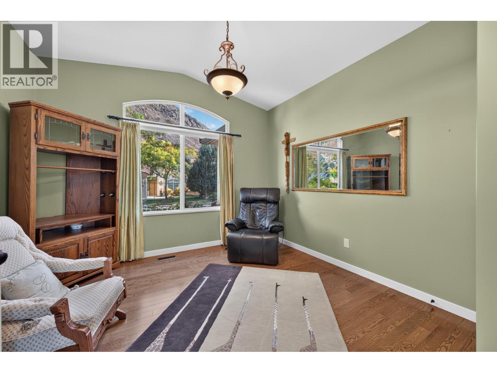 784 Rosewood Crescent - 21