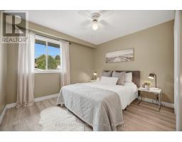 1310 Redbank Crescent, Oakville, ON L6H1Y5 Photo 11