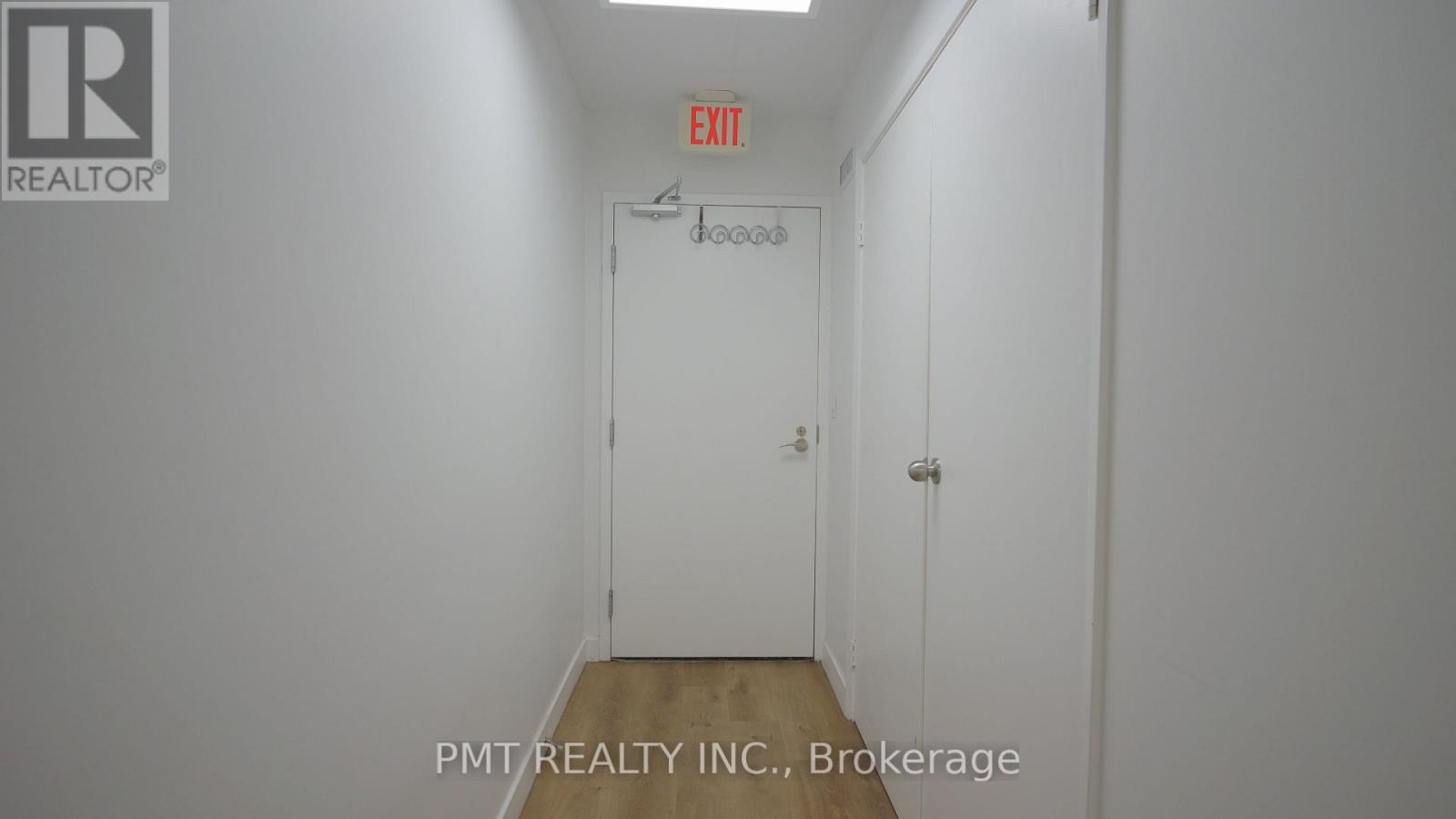 201 - 36 VIA BAGNATO, Toronto (Yorkdale-Glen Park) — photo 10
