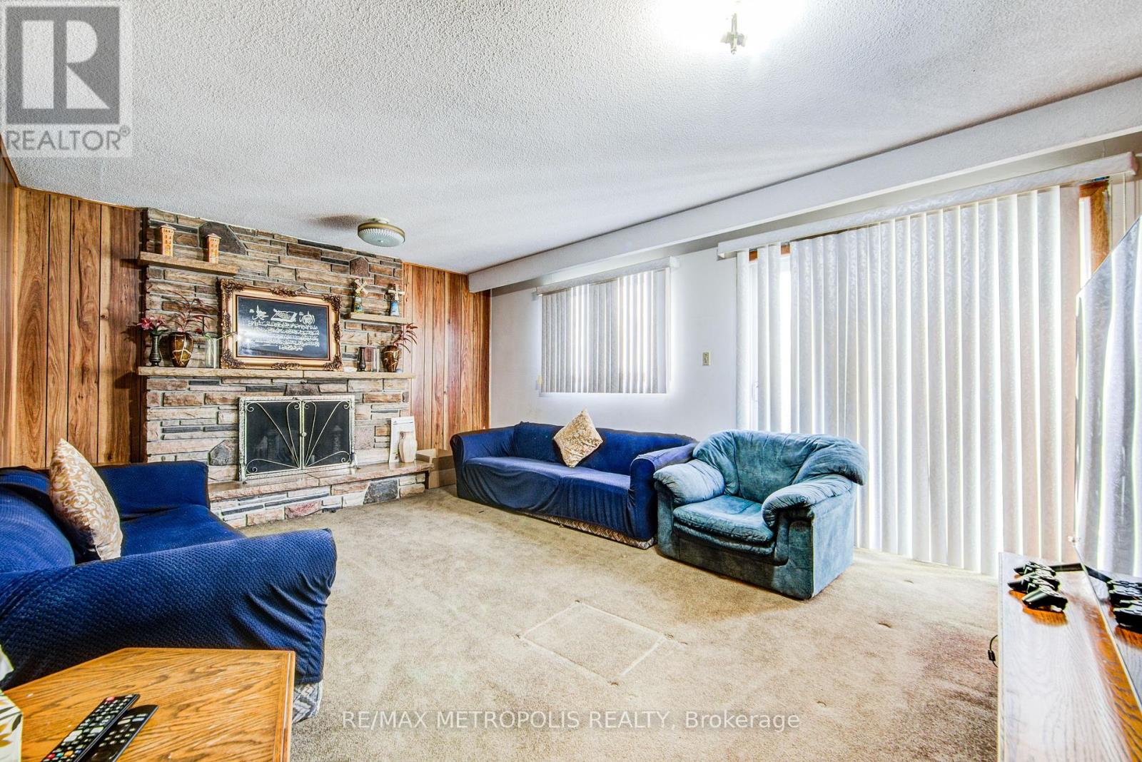 110 STEVENSON ROAD, Toronto (Mount Olive-Silverstone-Jamestown) — photo 11