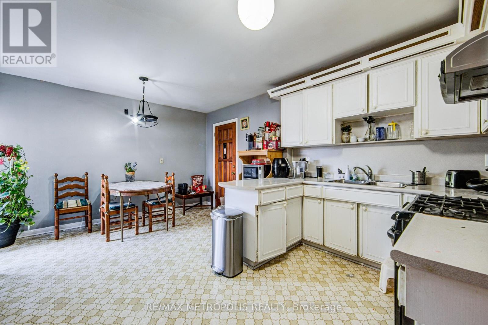 110 STEVENSON ROAD, Toronto (Mount Olive-Silverstone-Jamestown) — photo 7
