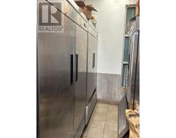 20 Market Drive, Milton, ON L9T3H5 Photo 17