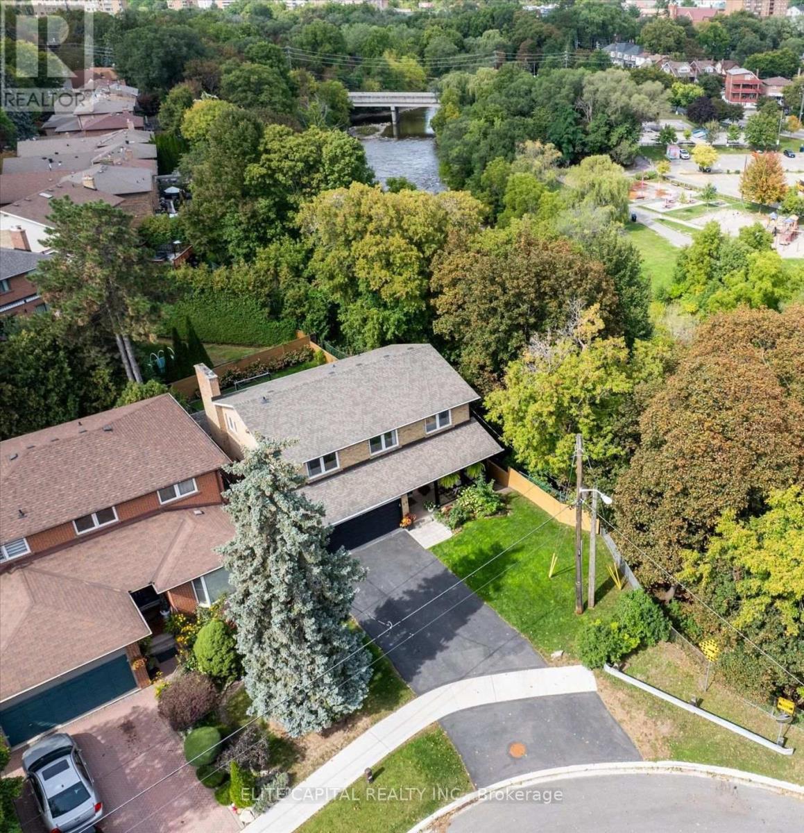 20 RAYMORE DRIVE - 43