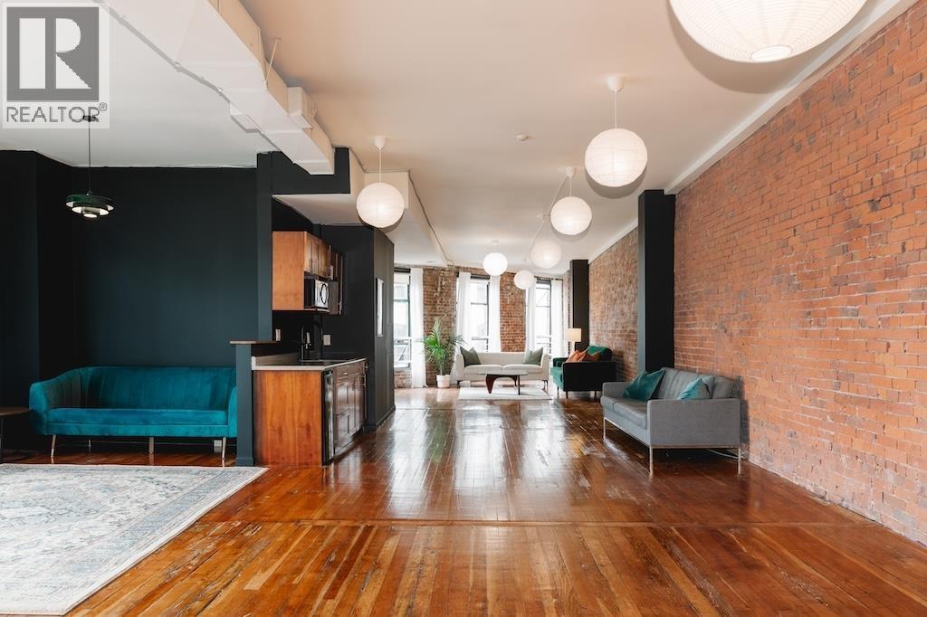 52 POWELL STREET, Vancouver - Image 1