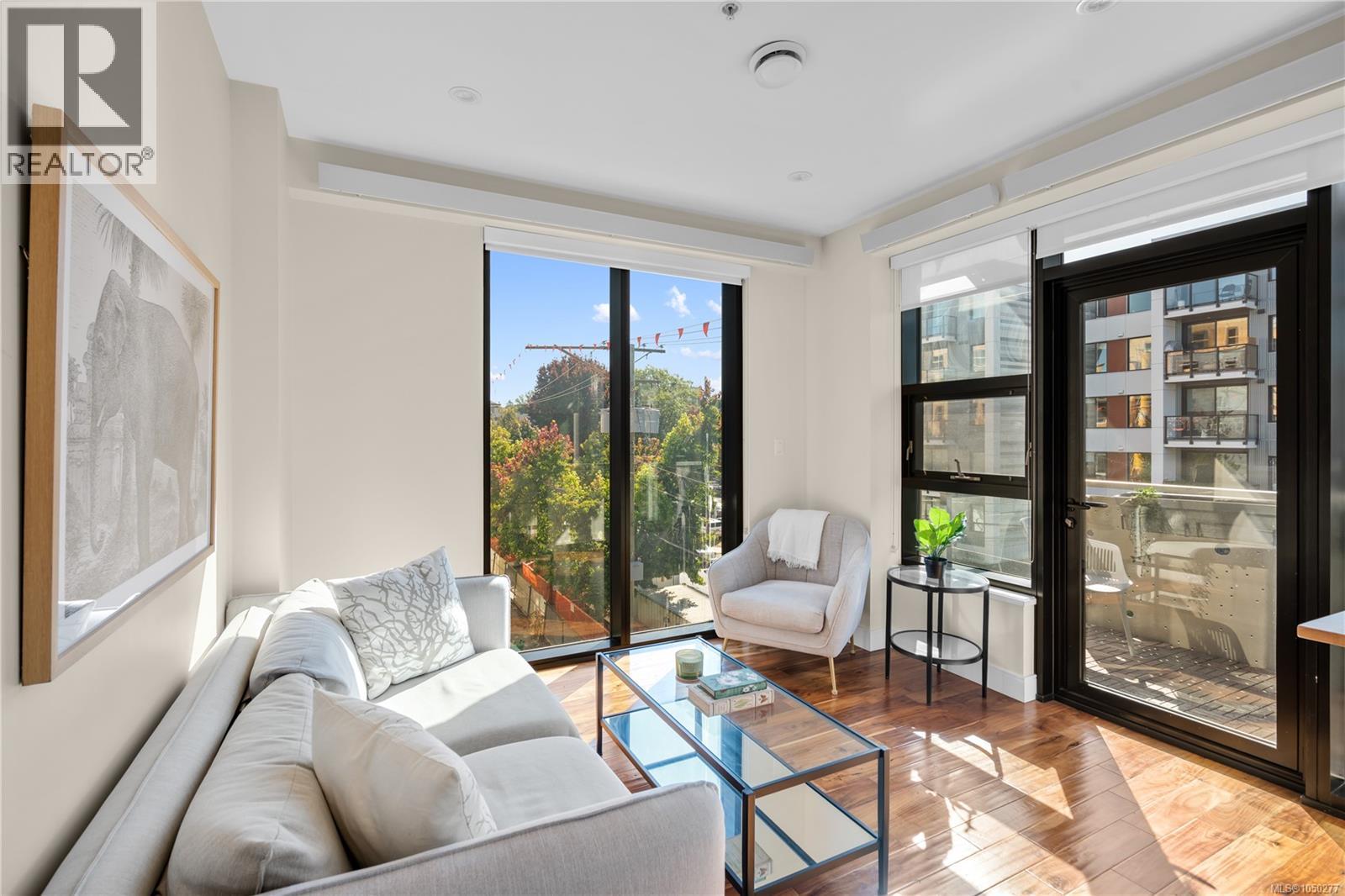 #S310 1411 Cook St - 6