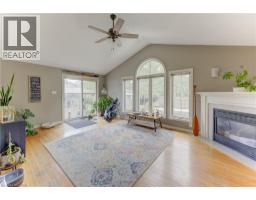 Kitchen - 133 Cornell Avenue, Kitchener, ON N2G3E5 Photo 13