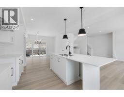Dining room - 430 Arrowleaf Rise, Coldstream, BC V1B2M4 Photo 8
