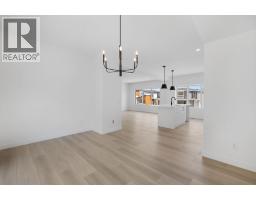 430 Arrowleaf Rise, Coldstream, BC V1B2M4 Photo 12