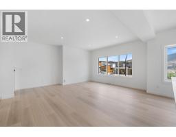 430 Arrowleaf Rise, Coldstream, BC V1B2M4 Photo 14