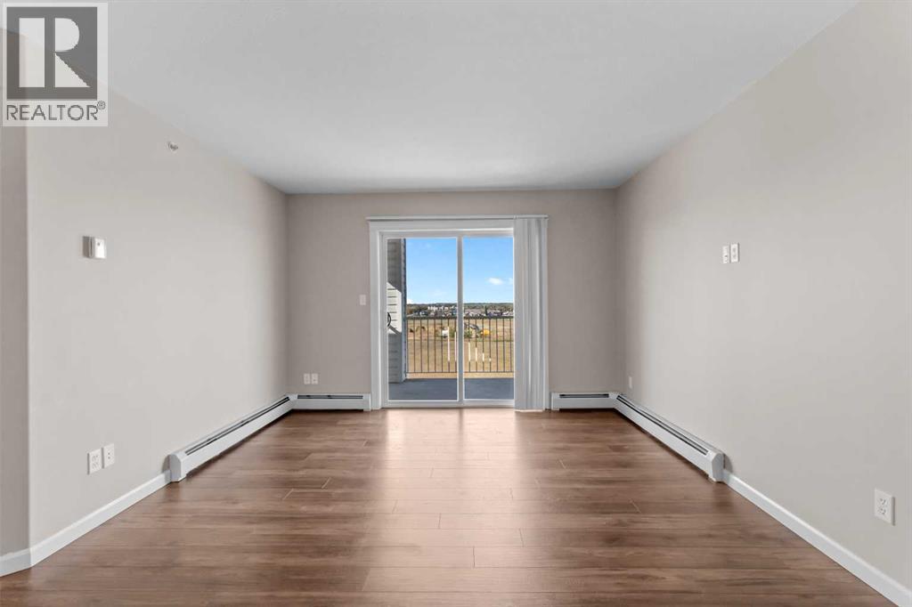 Listing photo – 412, 3 Broadway Rise, Sylvan Lake