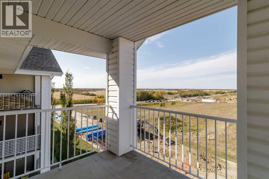 Listing photo – 412, 3 Broadway Rise, Sylvan Lake
