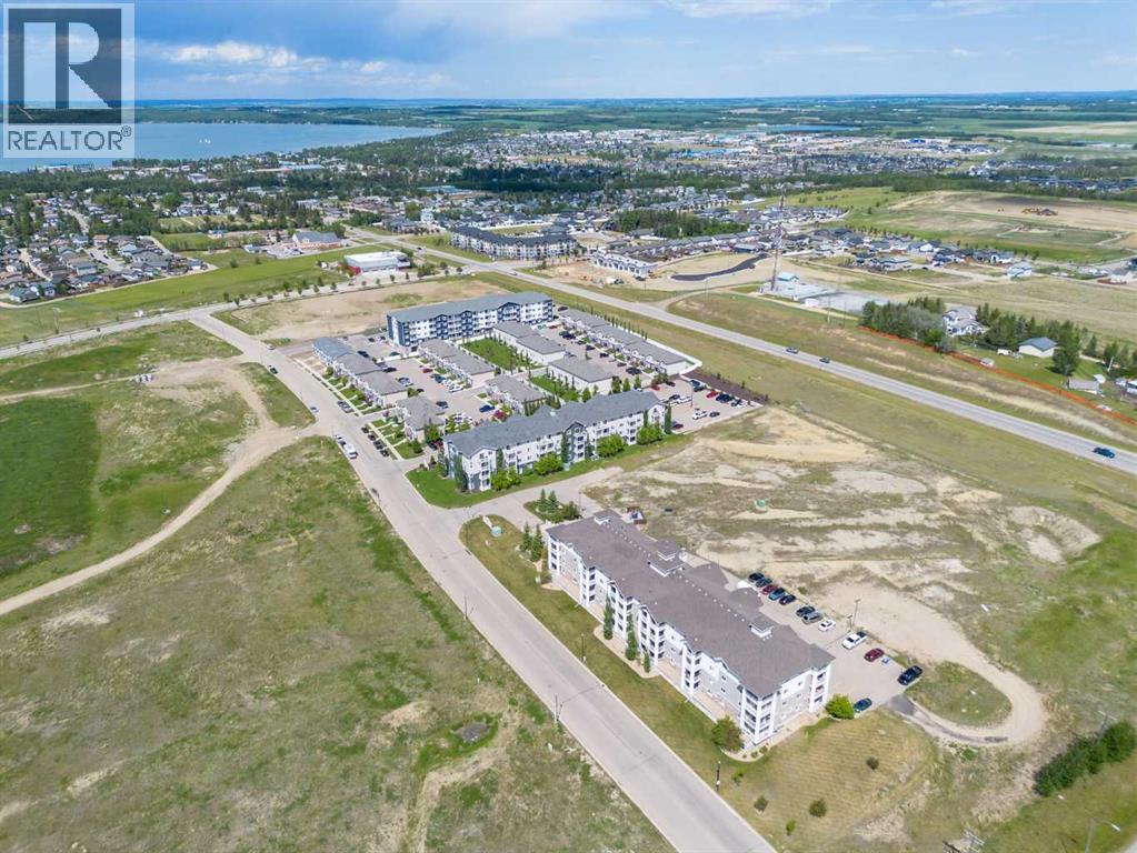 Listing photo – 412, 3 Broadway Rise, Sylvan Lake