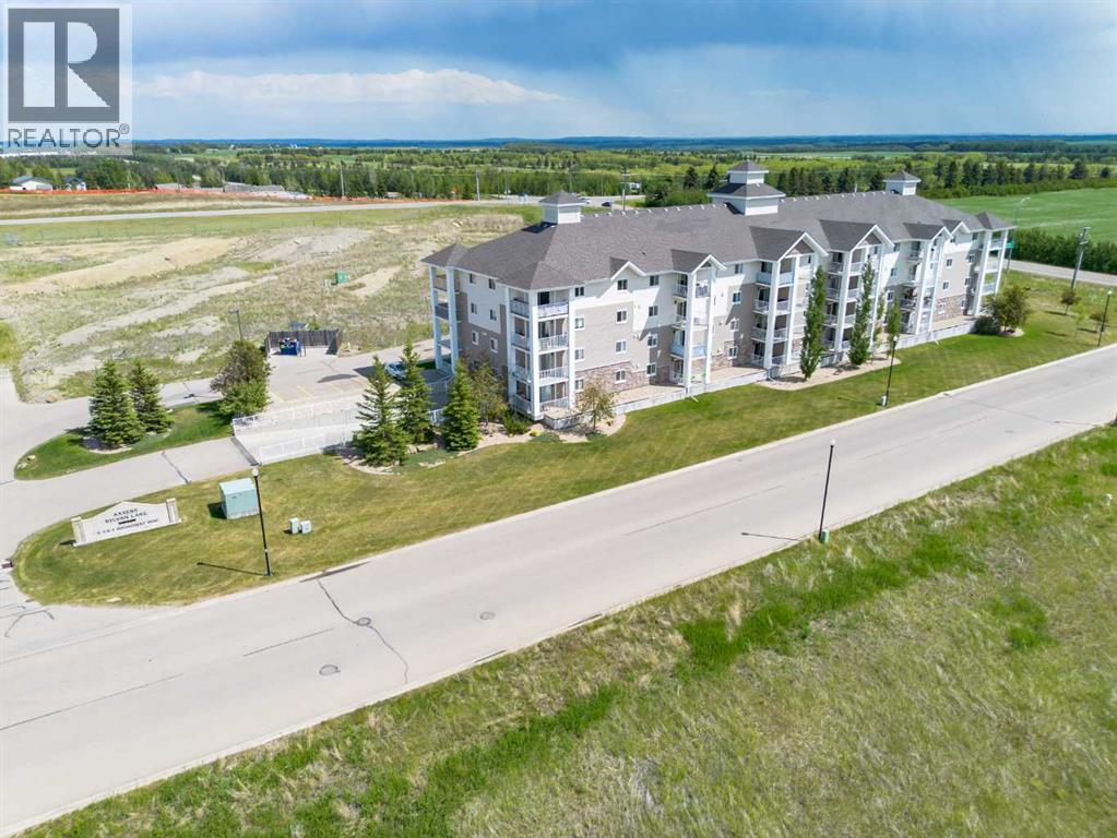 Listing photo – 412, 3 Broadway Rise, Sylvan Lake