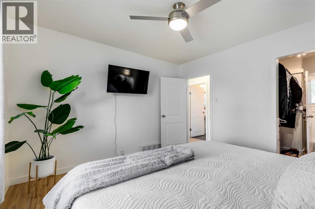 8007 36 Avenue NW - photo 16
