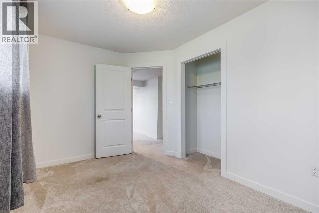 8007 36 Avenue NW - photo 33