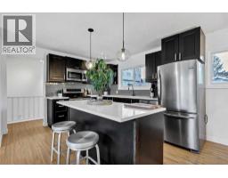 Bedroom - 8007 36 Avenue Nw, Calgary, AB T3B1V8 Photo 10