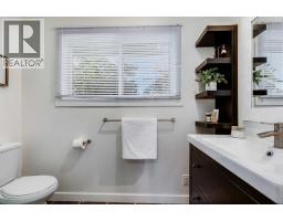 8007 36 Avenue Nw, Calgary, AB T3B1V8 Photo 18