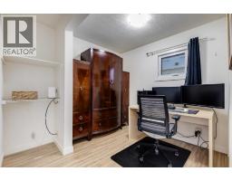 8007 36 Avenue Nw, Calgary, AB T3B1V8 Photo 21