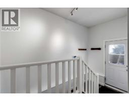 8007 36 Avenue Nw, Calgary, AB T3B1V8 Photo 24