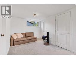 8007 36 Avenue Nw, Calgary, AB T3B1V8 Photo 27