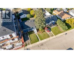 8007 36 Avenue Nw, Calgary, AB T3B1V8 Photo 41
