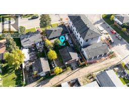 8007 36 Avenue Nw, Calgary, AB T3B1V8 Photo 42